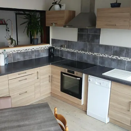 Du Centre Apartment *